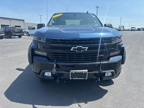 Used 2019 Chevrolet Silverado 1500 LT Trail Boss w/ Convenience Package image 3