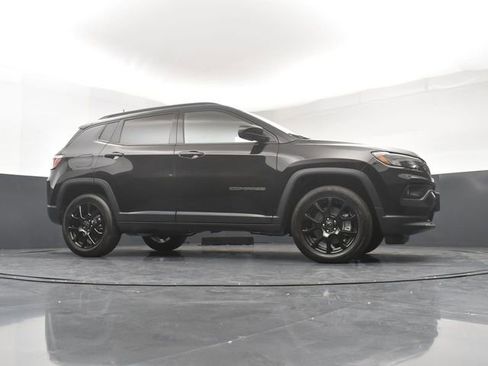 New 2026 Jeep Compass Latitude AWD/4WD image 19