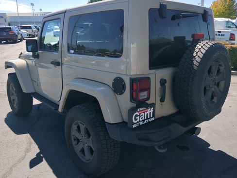 Used 2018 Jeep Wrangler Sport AWD/4WD image 8