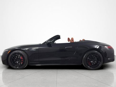 Used 2023 Mercedes-Benz SL 55 AMG 4MATIC image 2