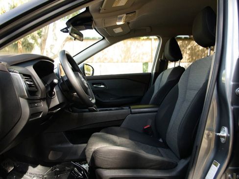 Used 2023 Nissan Rogue SV AWD/4WD image 18