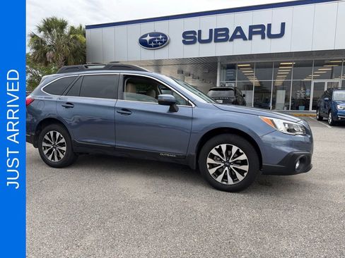 Used 2016 Subaru Outback 2.5i Limited AWD/4WD image 1