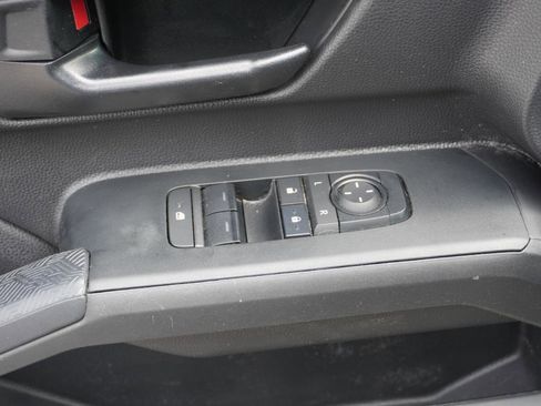Used 2024 Toyota Tacoma SR RWD image 9