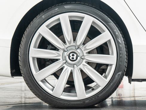 Used 2017 Bentley Flying Spur W12 AWD/4WD image 43