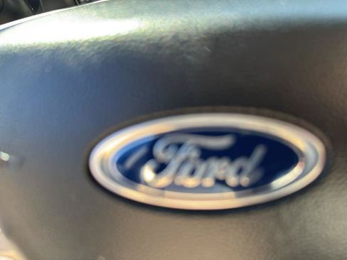 Certified 2023 Ford Explorer XLT RWD image 30