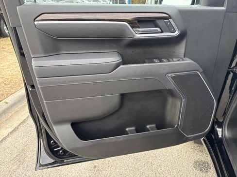 Certified 2025 GMC Sierra 1500 Elevation image 14