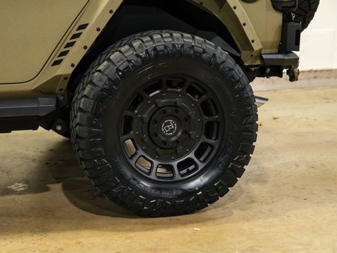 Used 2025 Jeep Wrangler Unlimited Rubicon 392 AWD/4WD image 56