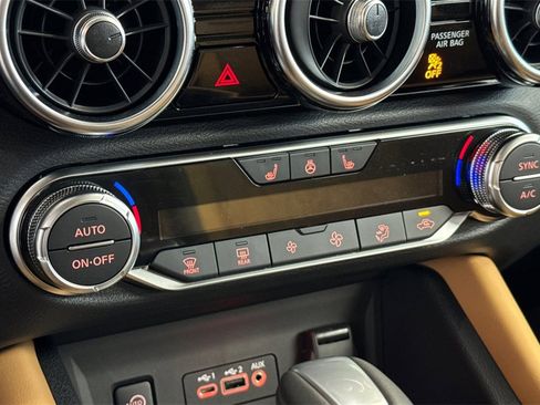 New 2025 Nissan Sentra SV w/ SV Premium Package image 16