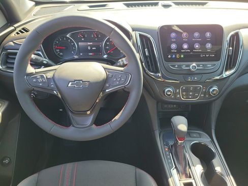 Used 2023 Chevrolet Equinox RS FWD image 4