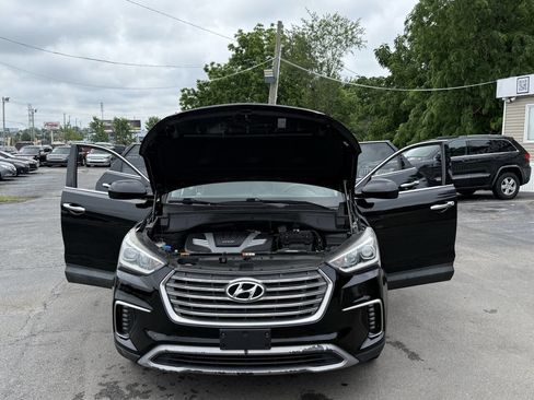 Used 2017 Hyundai Santa Fe SE AWD/4WD image 24