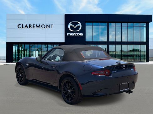 New 2026 MAZDA MX-5 Miata Club w/ Interior Package RWD image 6