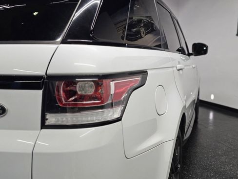 Used 2015 Land Rover Range Rover Sport HSE AWD/4WD image 38