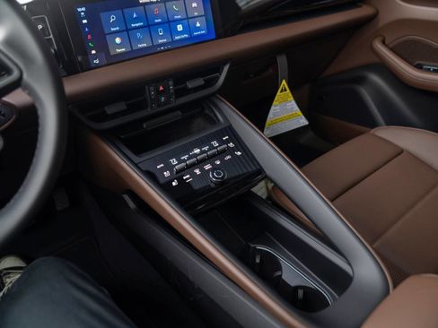 New 2026 Porsche Macan 4 Electric AWD/4WD image 20