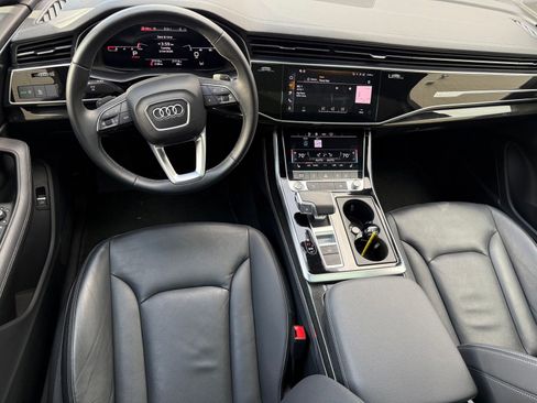 Used 2025 Audi Q7 3.0T Premium Plus image 25