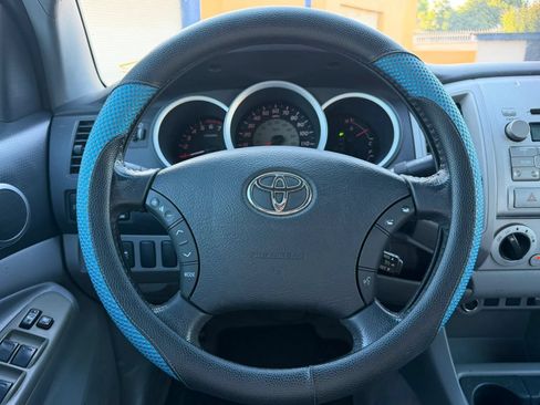 Used 2011 Toyota Tacoma PreRunner w/ TRD Off-Road Pkg w/JBL Audio RWD image 20