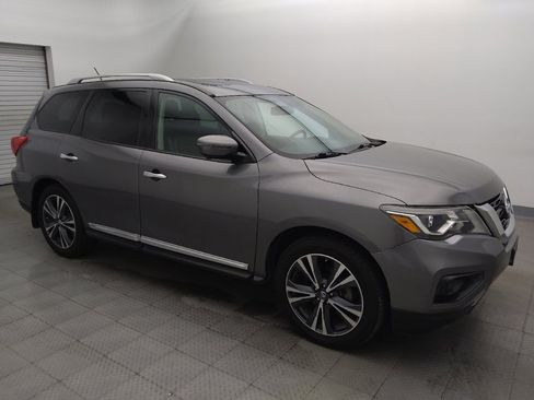Used 2017 Nissan Pathfinder Platinum w/ Cargo Package FWD image 11