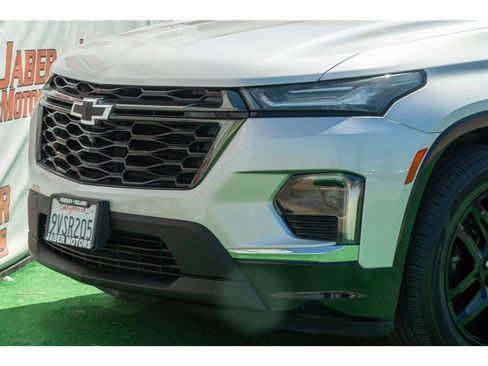 Used 2022 Chevrolet Traverse Premier w/ Redline Edition FWD image 44