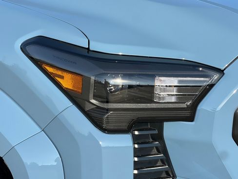 New 2026 Toyota Tacoma SR5 AWD/4WD image 29