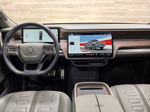 Used 2023 Rivian R1T Adventure image 2