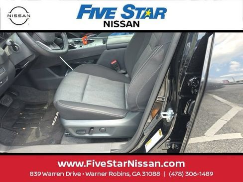 Used 2026 Nissan Rogue SV FWD image 10
