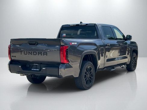 Used 2022 Toyota Tundra SR5 AWD/4WD image 5