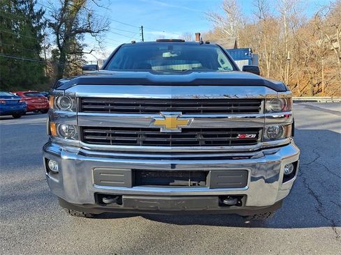Used 2015 Chevrolet Silverado 2500 LT w/ LT Convenience Package image 4