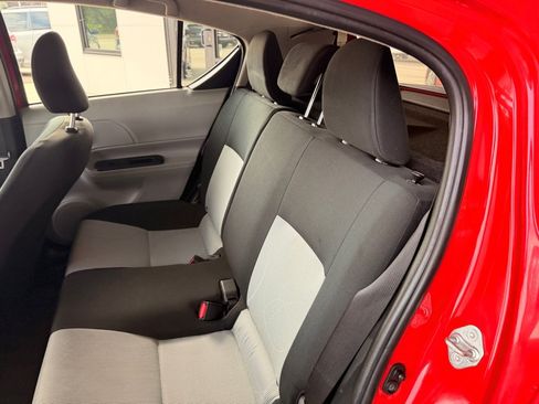 Used 2012 Toyota Prius C Three FWD image 12