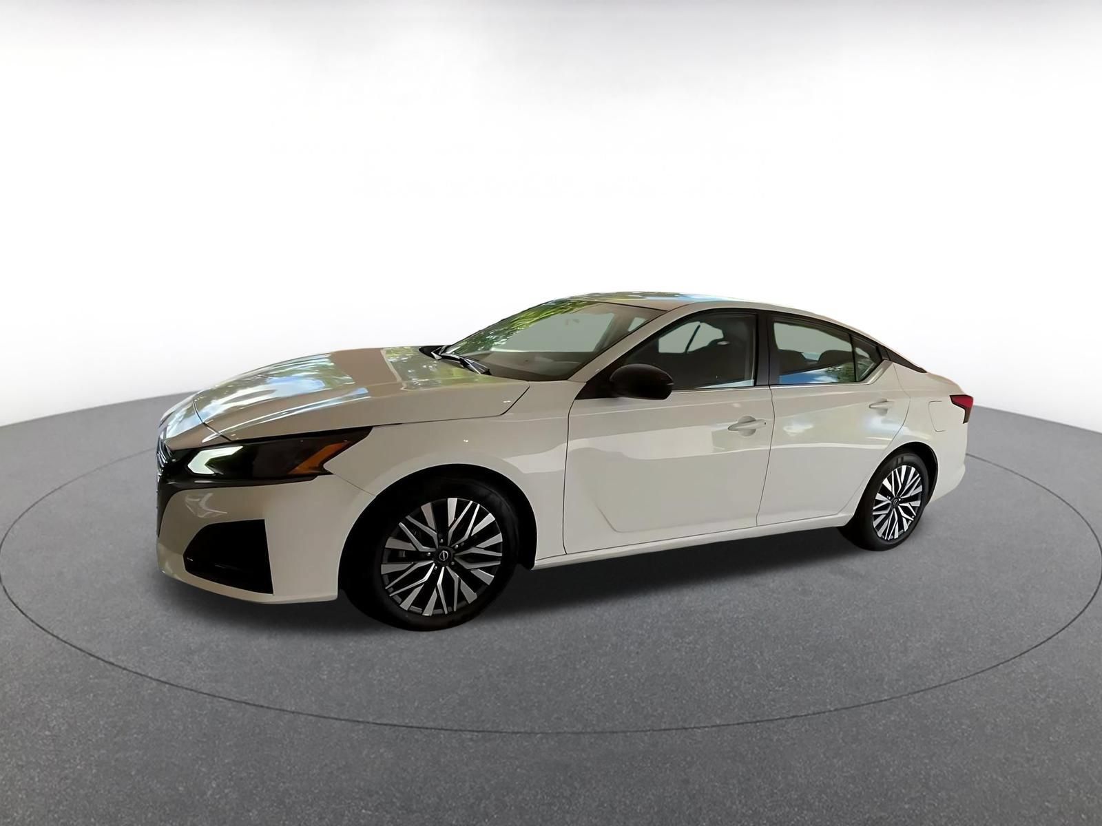 Used 2026 Nissan Altima 2.5 SV FWD image 7