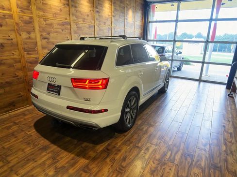 Used 2017 Audi Q7 3.0T Premium AWD/4WD image 7