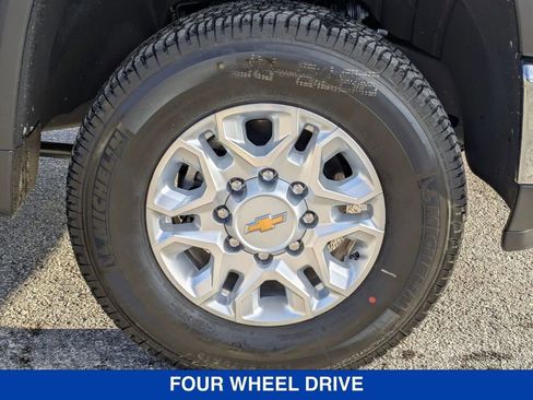 New 2026 Chevrolet Silverado 3500 LT w/ All Star Edition image 10