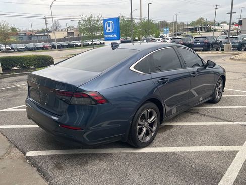 Used 2023 Honda Accord EX image 8