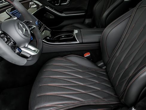 Used 2024 Mercedes-Benz S 63 AMG S image 23