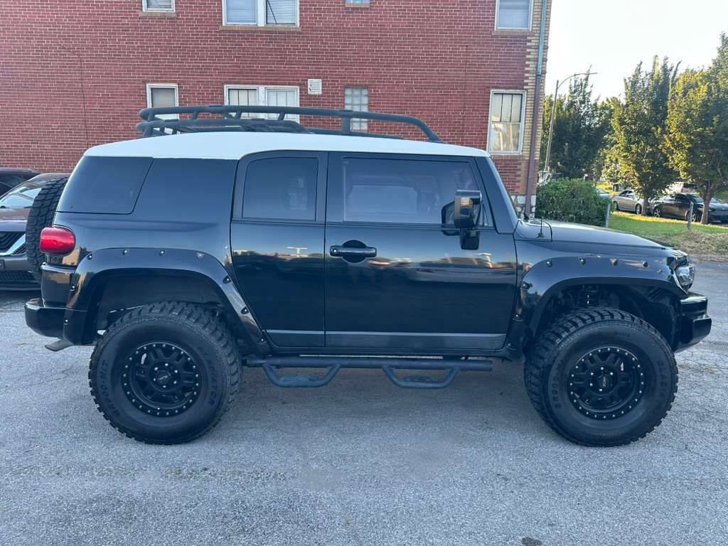 Used 2007 Toyota FJ Cruiser 4WD image 4