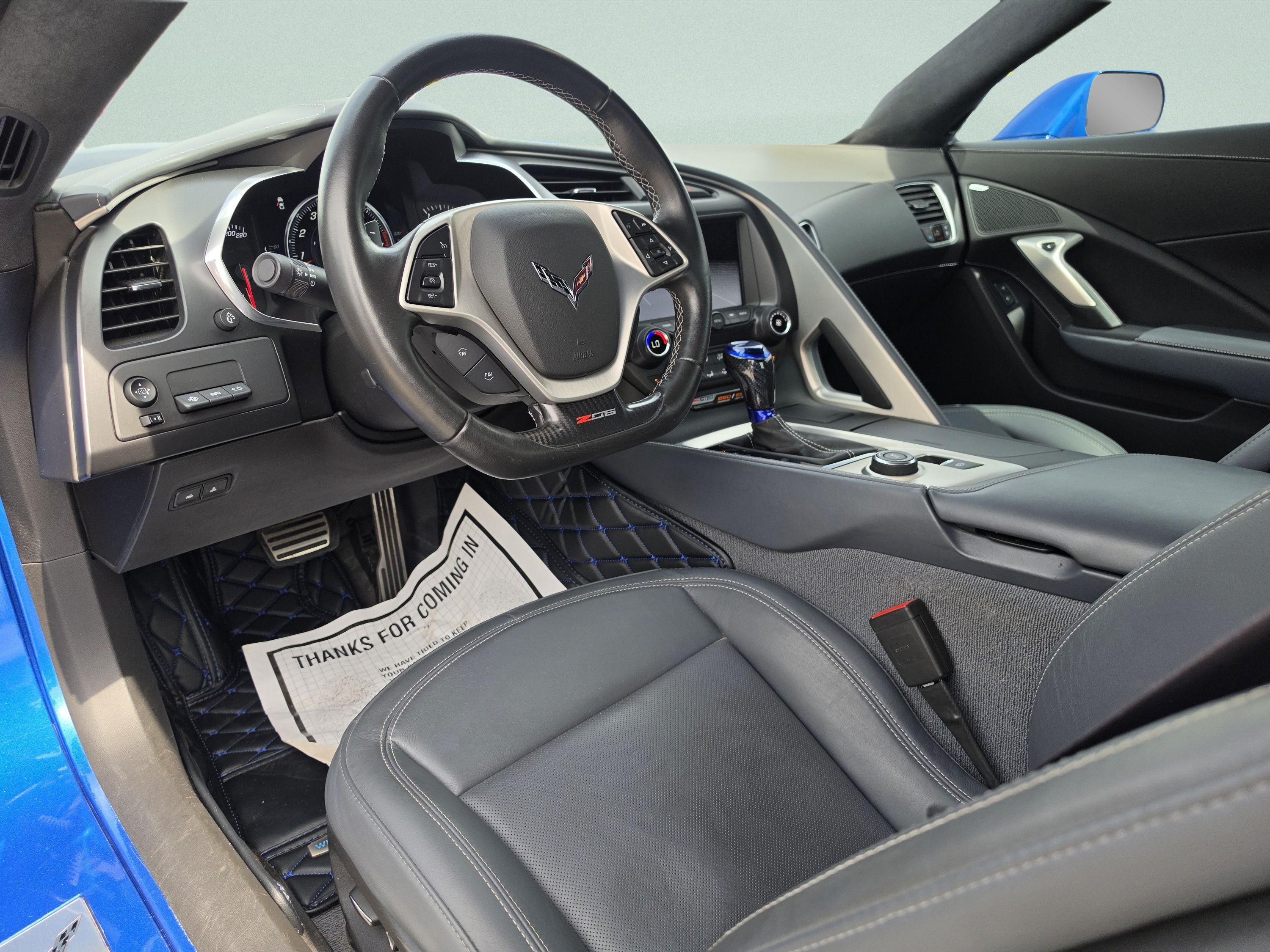 Used 2015 Chevrolet Corvette Z06 w/ 3LZ Preferred Equipment Group RWD image 18