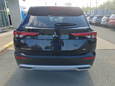 Used 2022 Mitsubishi Outlander SE AWD/4WD image 5