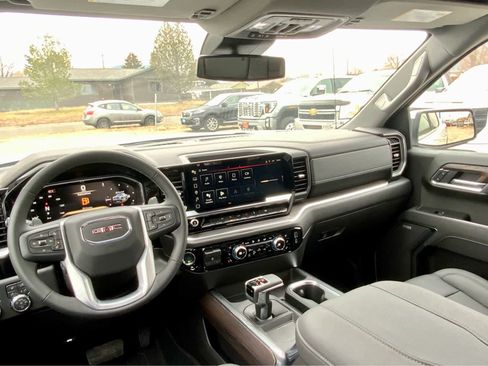 New 2026 GMC Sierra 1500 SLT w/ SLT Convenience Package image 37