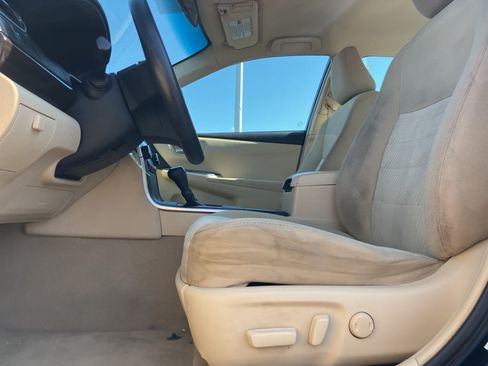 Used 2015 Toyota Camry LE FWD image 23