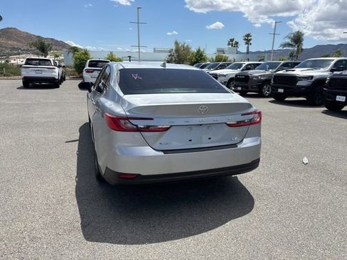 Used 2025 Toyota Camry LE w/ Convenience Package image 7