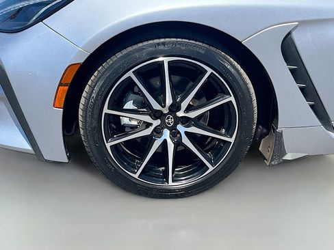 Used 2023 Toyota GR86 image 28