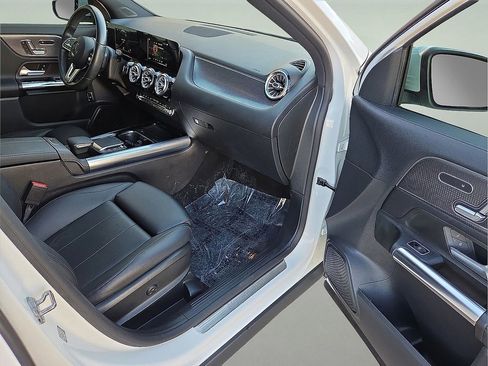 Used 2021 Mercedes-Benz GLA 250 image 13