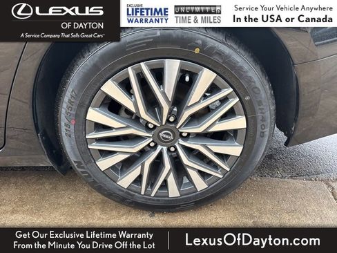 Used 2024 Nissan Altima 2.5 SV image 29