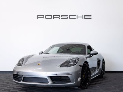 Certified 2024 Porsche 718 Cayman
