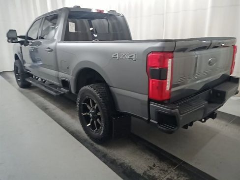 Used 2023 Ford F350 Lariat w/ Lariat Ultimate Package AWD/4WD image 4