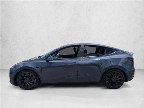 Used 2022 Tesla Model Y Performance AWD/4WD image 9