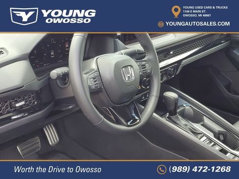 Used 2025 Honda Accord Sport image 10