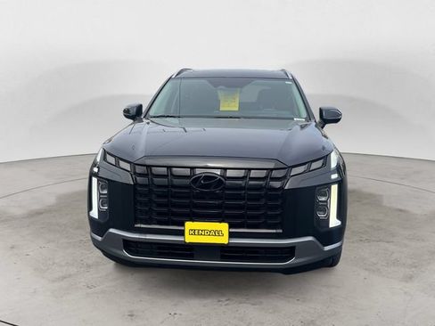 Certified 2025 Hyundai Palisade Limited AWD/4WD image 2