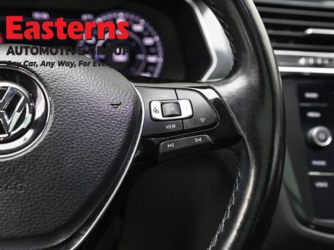 Used 2019 Volkswagen Tiguan SEL Premium AWD/4WD image 16