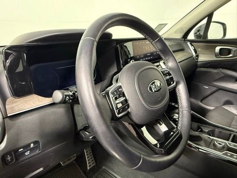 Used 2021 Kia Sorento SX Prestige AWD/4WD image 16