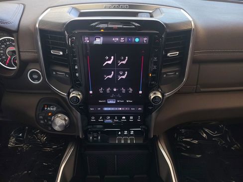 New 2026 RAM 1500 Laramie AWD/4WD image 4