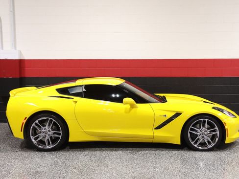 Used 2014 Chevrolet Corvette Stingray Coupe w/ 3LT Preferred Equipment Group RWD image 7
